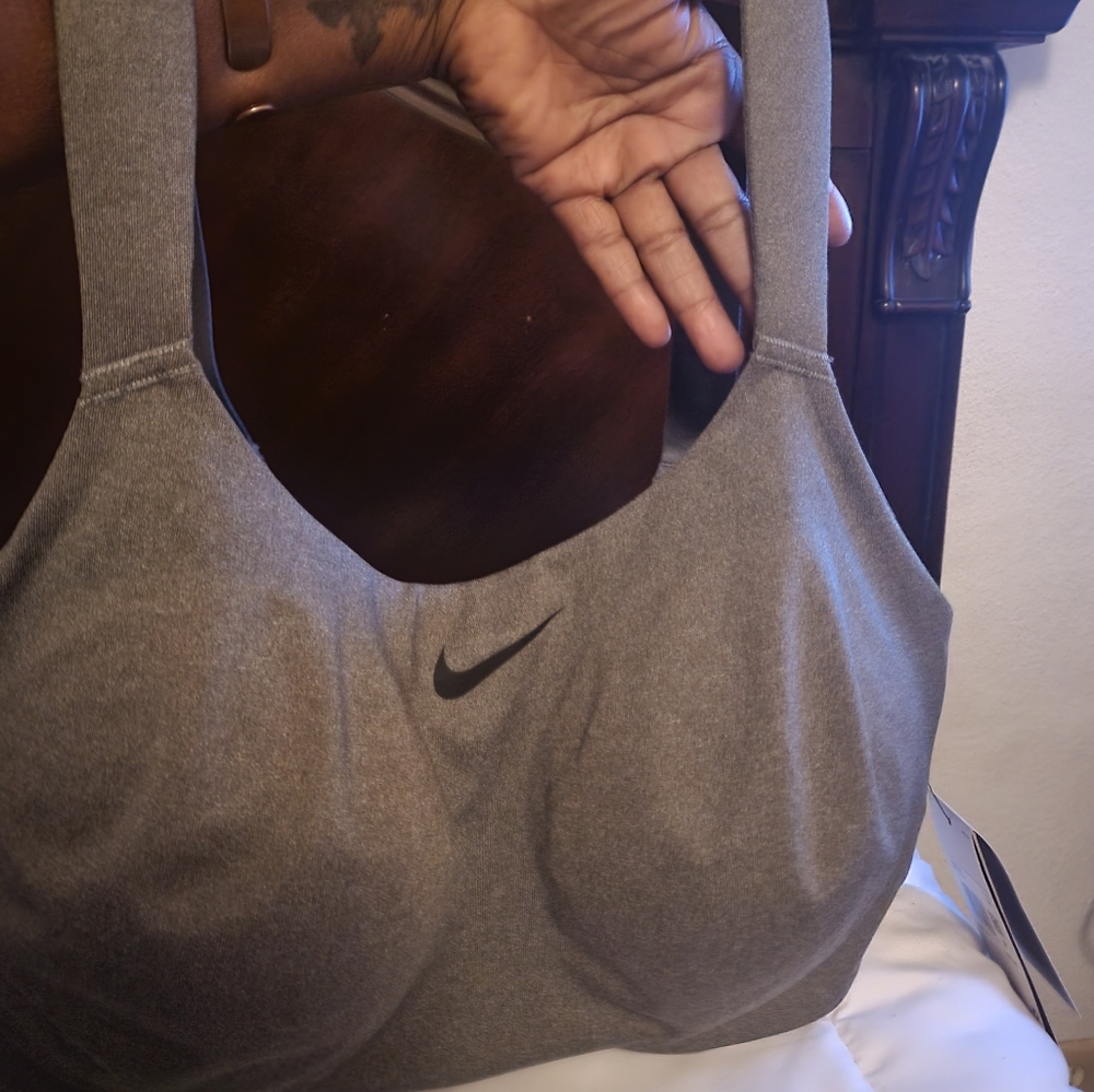 Nike Dey fit bra